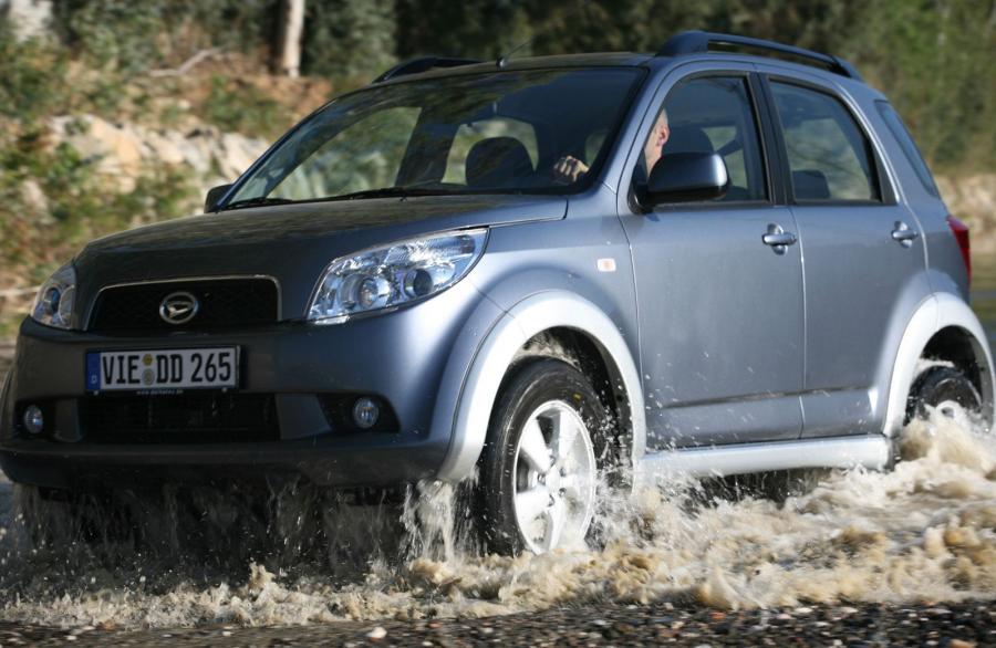  Daihatsu Terios 2006 года  (фото 12 из 28)
